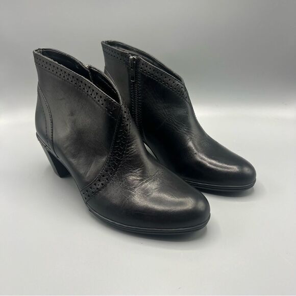 Rockport Cobb Hill Rashel V-Cut Ankle Black Leather Ankle Boots - Picture 1 of 12